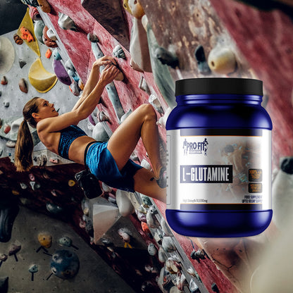 L-Glutamine (450g) Powder next to a woman on a climbing wall